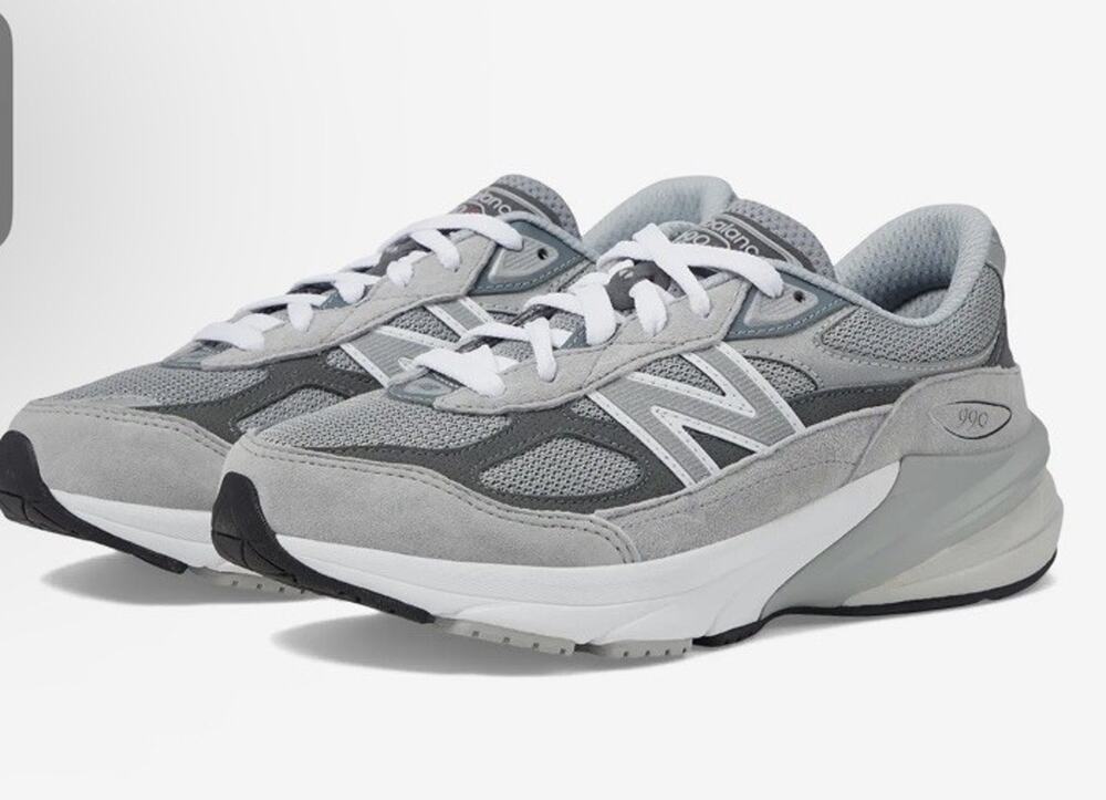New Balance Kids 990v6 (Big Kid) Size 2 NEW $120